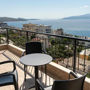 Blissful Sarandë
